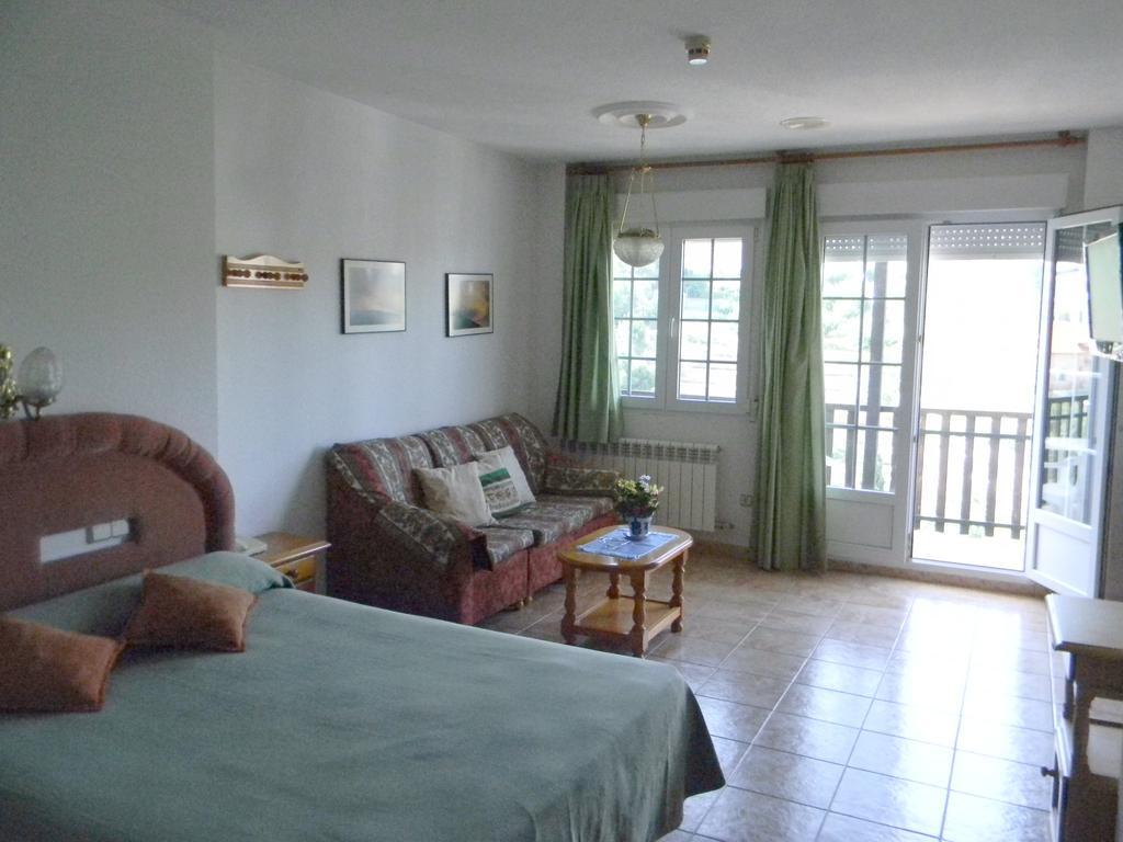 Apartamentos Turisticos Cumbres Verdes La Zubia  Zewnętrze zdjęcie