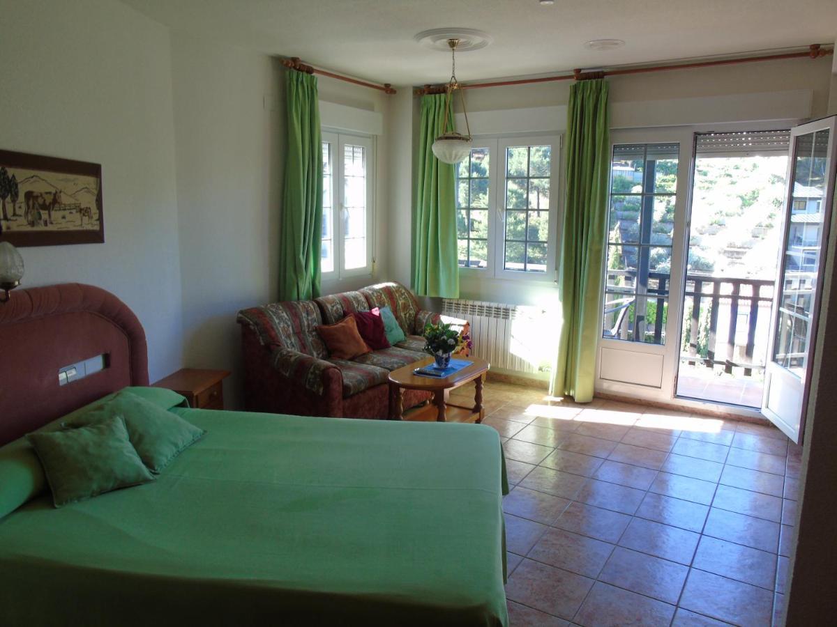Apartamentos Turisticos Cumbres Verdes La Zubia  Zewnętrze zdjęcie