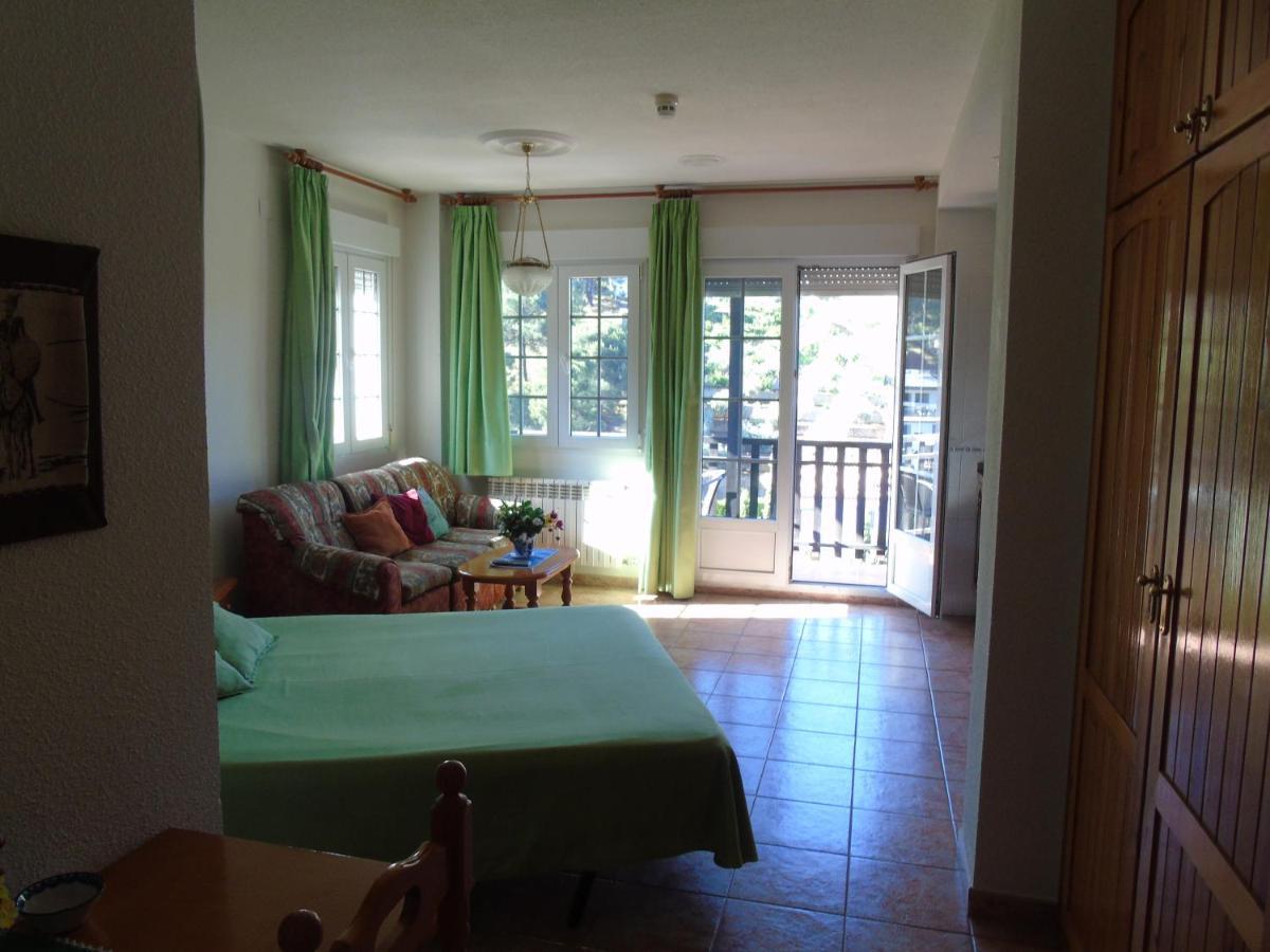 Apartamentos Turisticos Cumbres Verdes La Zubia  Zewnętrze zdjęcie