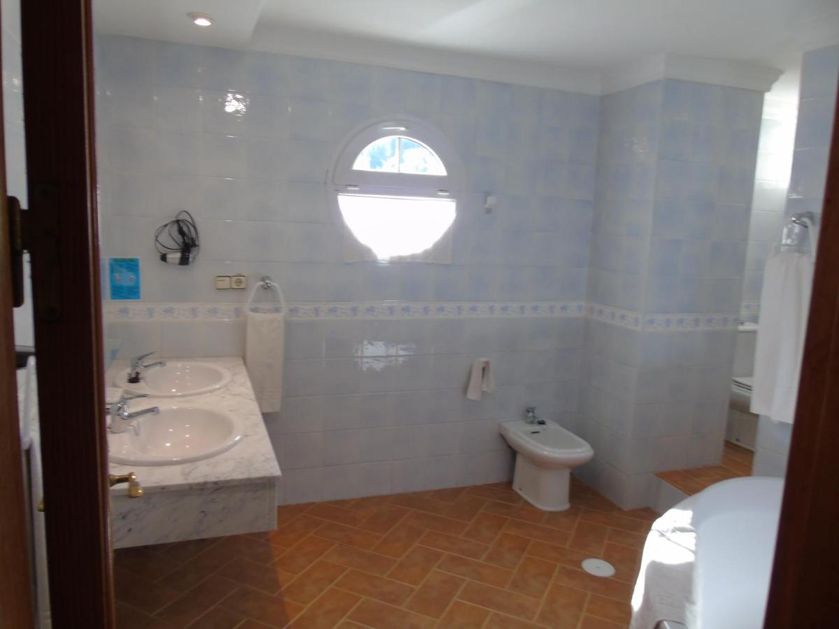 Apartamentos Turisticos Cumbres Verdes La Zubia  Zewnętrze zdjęcie